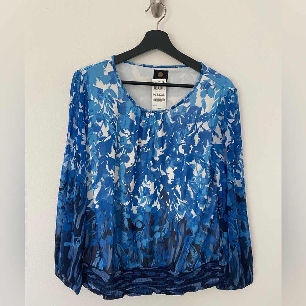 JM COLLECTION PETITE PRINTED BANDED-HEM TOP EGGSHELL COMBO PL